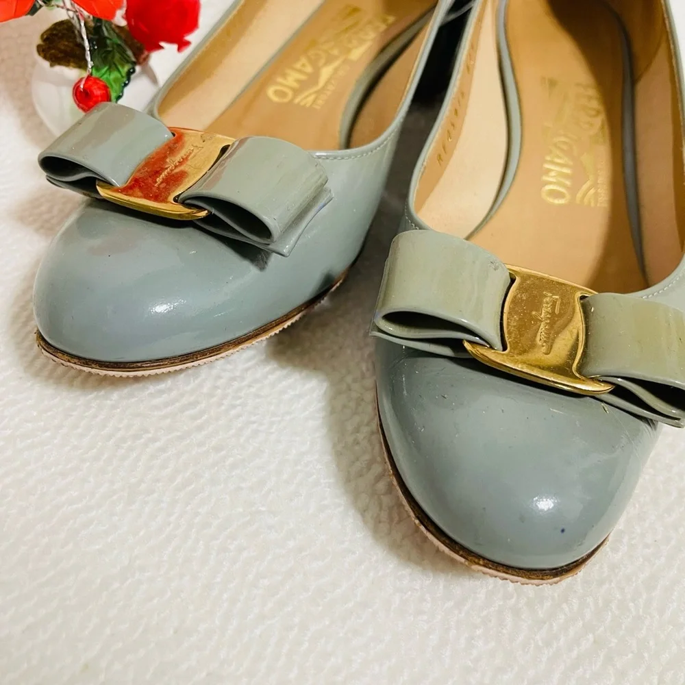 Salvatore Ferragamo Pumps Size 6 - Picture 2 of 6